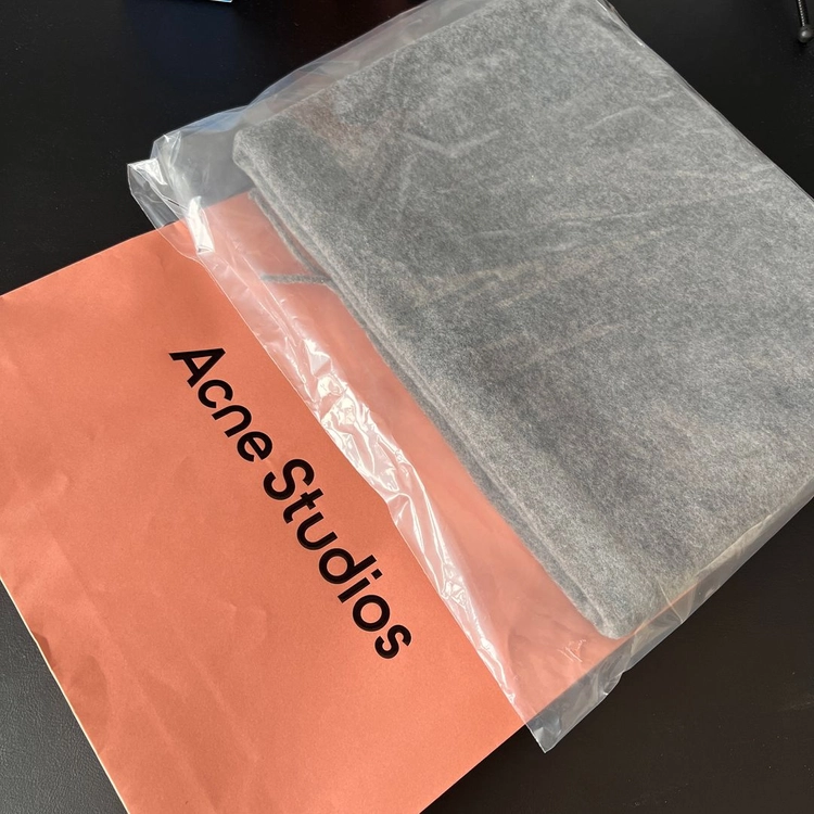 아크네 스튜디오 캐나다 네로우 핑크탭 멜란지 그레이 머플러 스카프 새제품 팝니다. Acne Studios 이미지