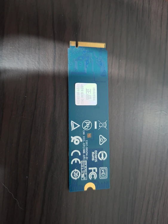 WD Blue SN550 NVMe M.2 SSD 500G 팝니다. - 안심되는 중고거래