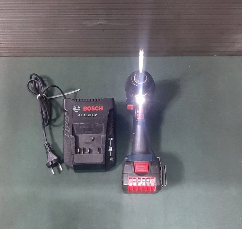 보쉬 충전 임펙드라이버 (14.4V) 이미지