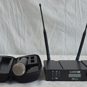 Line 6의 XD-V75 2.4GHz 디지털 무선마이크 수신기 이미지