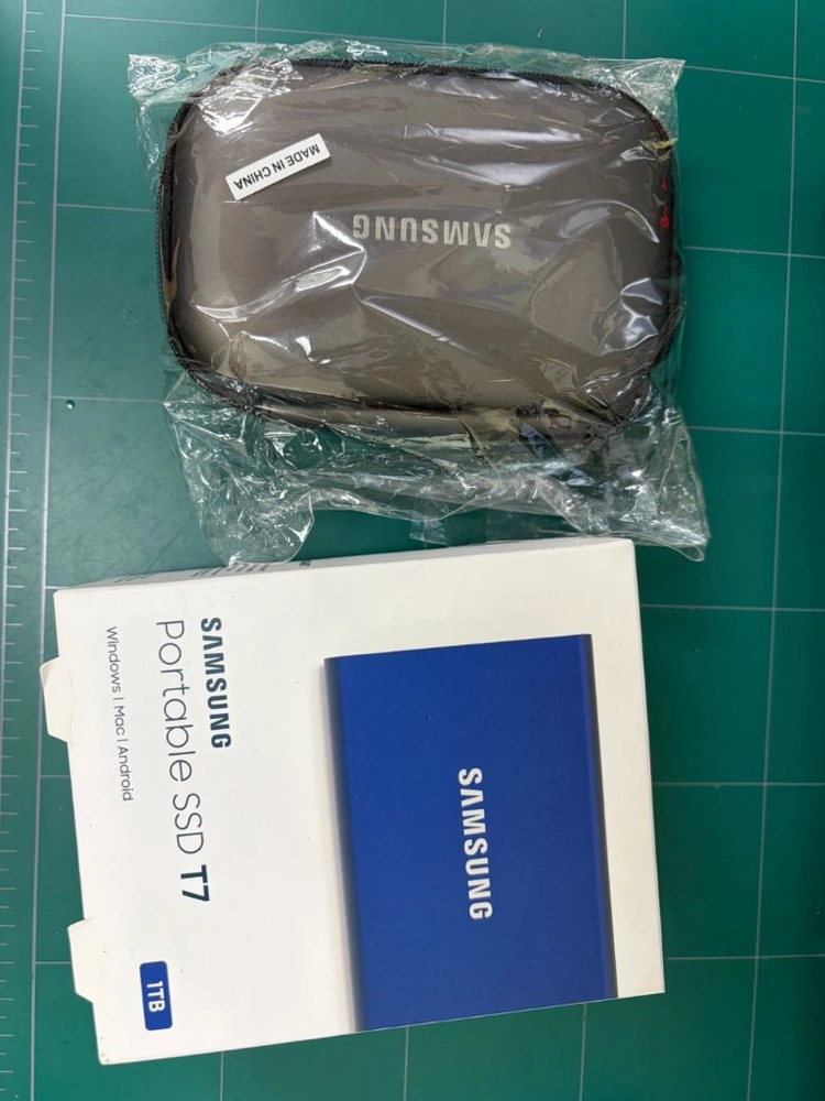포터블 삼성 SSD 1TB 이미지
