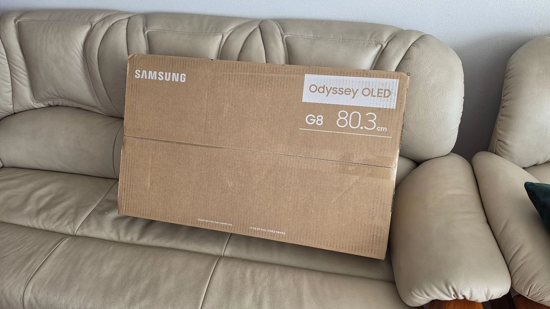 삼성 32인치 OLED G80SH LS32HG800 모니터 이미지