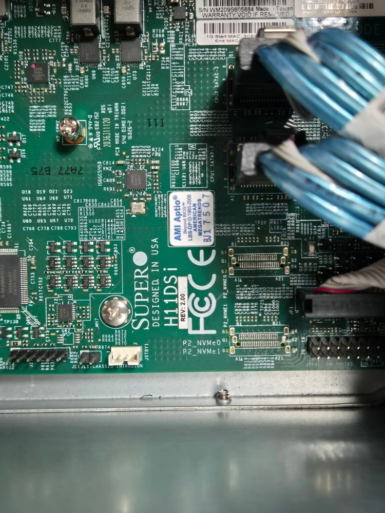 Supermicro EPYC 7302 2CPU (듀얼CPU)+H11DSi 3.5 8Bay 서버 4U급 이미지