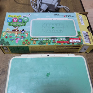 닌텐도 New 2DS XL 동물의숲 에디션 팝니다 게임 많아요 이미지
