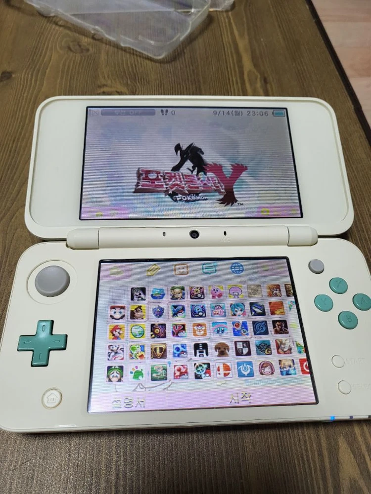닌텐도 New 2DS XL 동물의숲 에디션 팝니다 게임 많아요 이미지