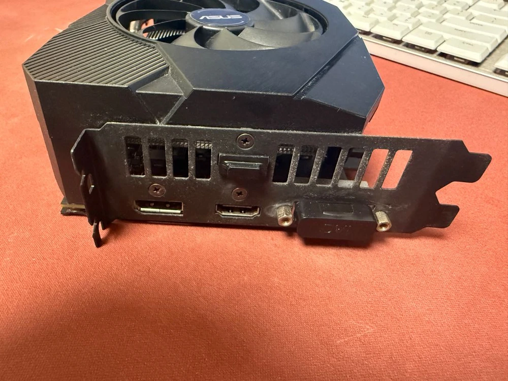 Asus DUAL GTX1660TI O6G EVO 이미지