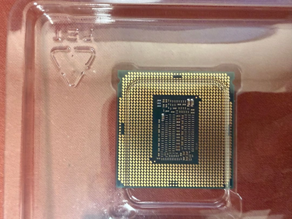 CPU i7-9700KF (내장그래픽 없음) 이미지