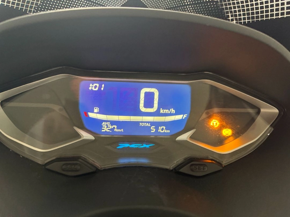 서울 2024년식 510KM 주행한 PCX125 판매합니다 이미지