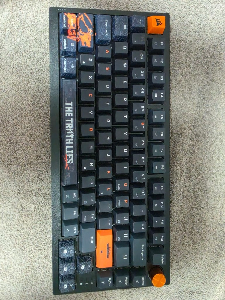 커세어 K65 PLUS WIRELESS 키보드 Call of Duty Black Ops 6 판매합니다 이미지