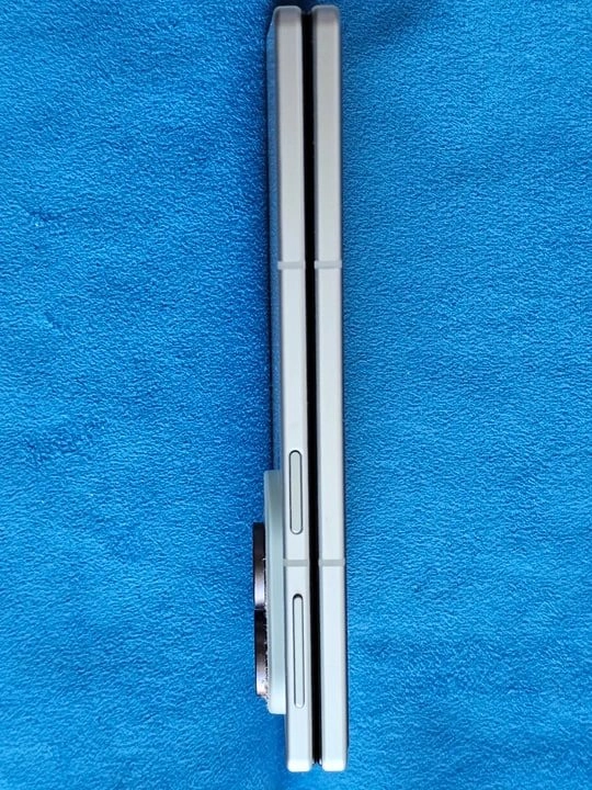 삼성 갤럭시 Z폴드8 512GB (삼성닷컴 자급제) - 안심되는 중고거래