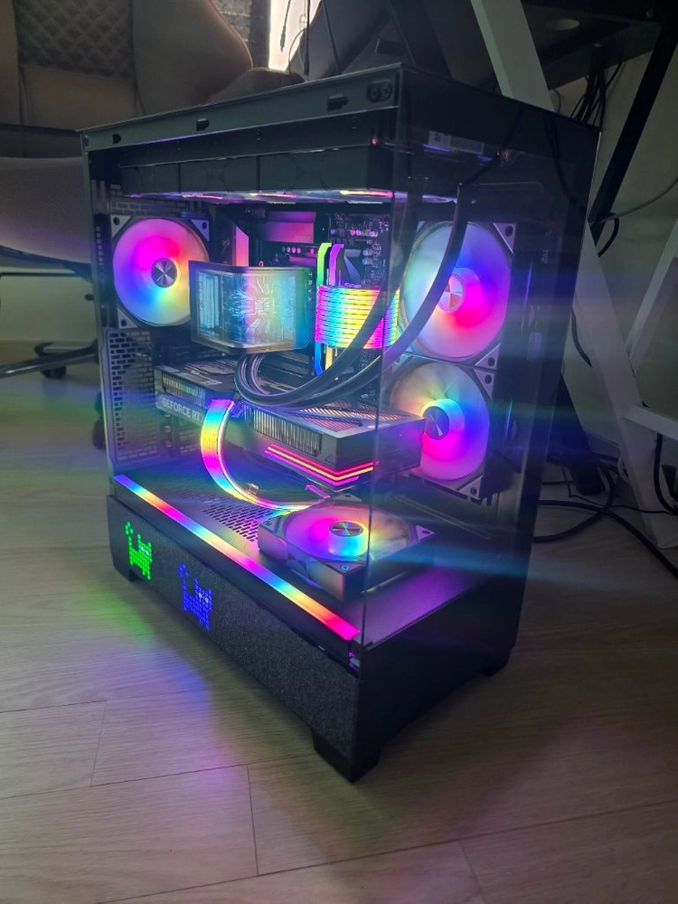 천안아산)고사양 게이밍 본체 7800X 3D , RTX5070 , D5 32GB 이미지