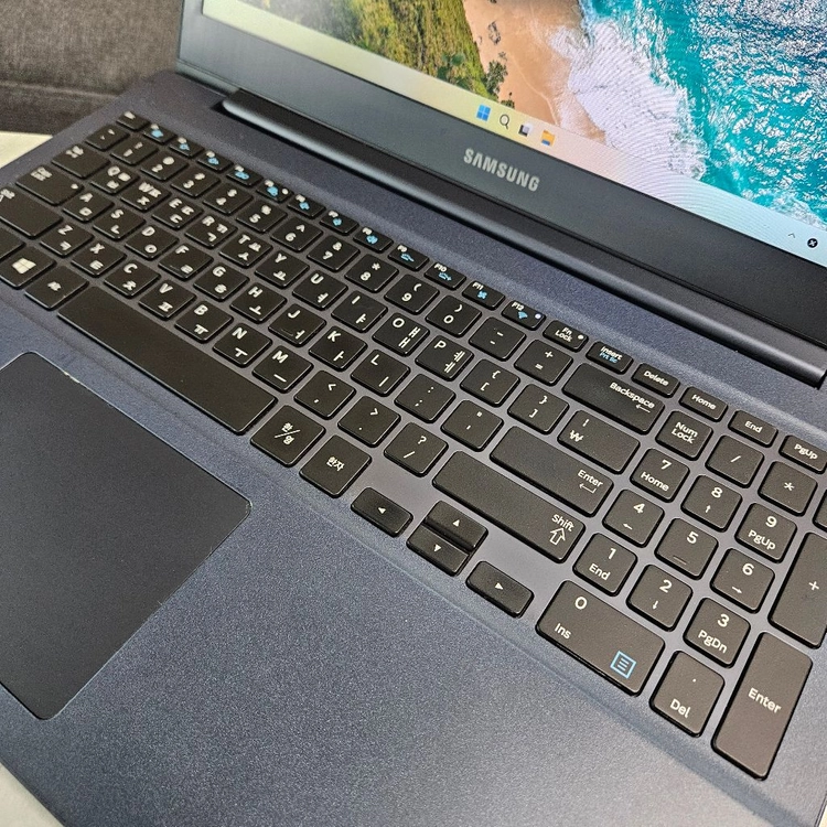 삼성 15.6인치 i7 노트북 새배터리 이미지