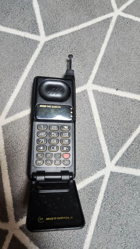 빈티지 피처폰 모토로라 S3126A 이미지
