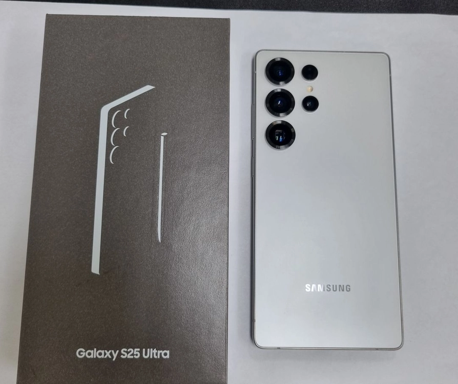 갤럭시S25울트라 512GB 화이트실버 U+ 무잔상 새폰급 중고폰 216048 이미지