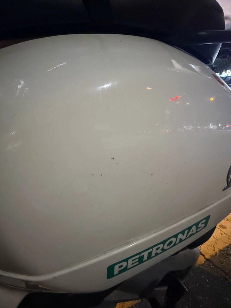 2019년식베스파 GTS125ABS 화이트블랙에디션 팝니다 이미지