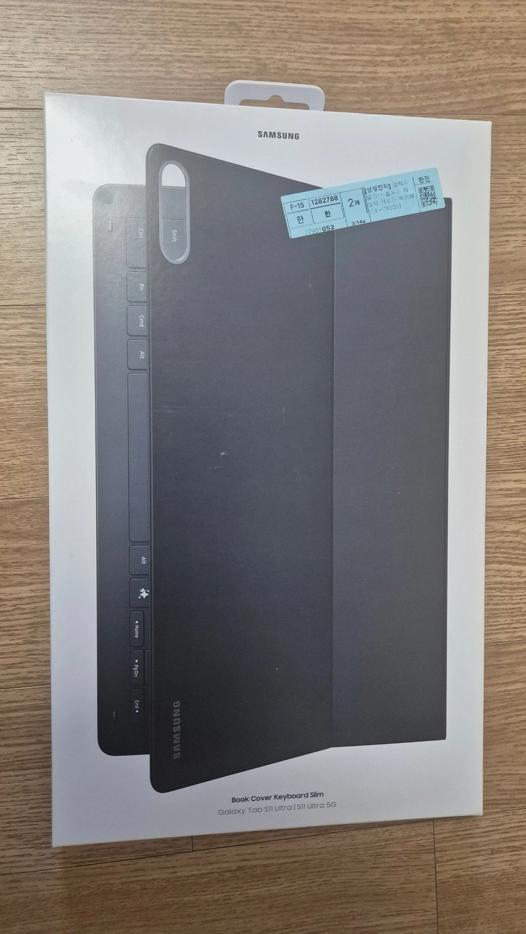 [미개봉]삼성 갤럭시 탭 S11 울트라 (Wi-Fi) 256GB + 슬림 키보드 북커버(정품) 미개봉 팝니다. 이미지