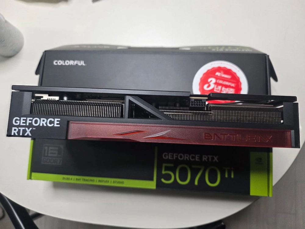 RTX 5070TI BATTLE AX(토마호크) 16GB-V팝니다. 이미지