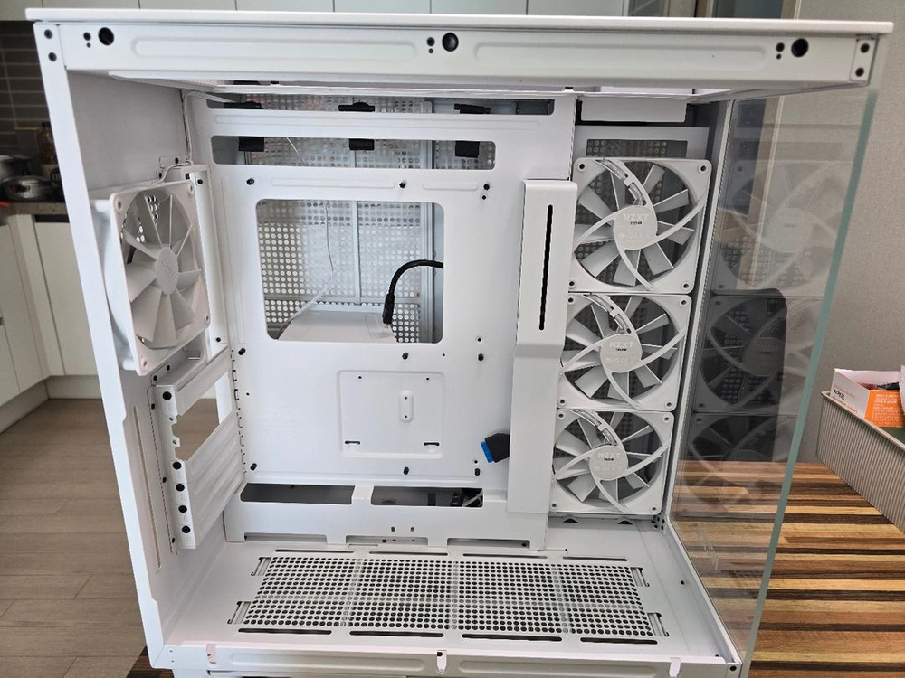 NZXT H9 Flow 박스없음 이미지