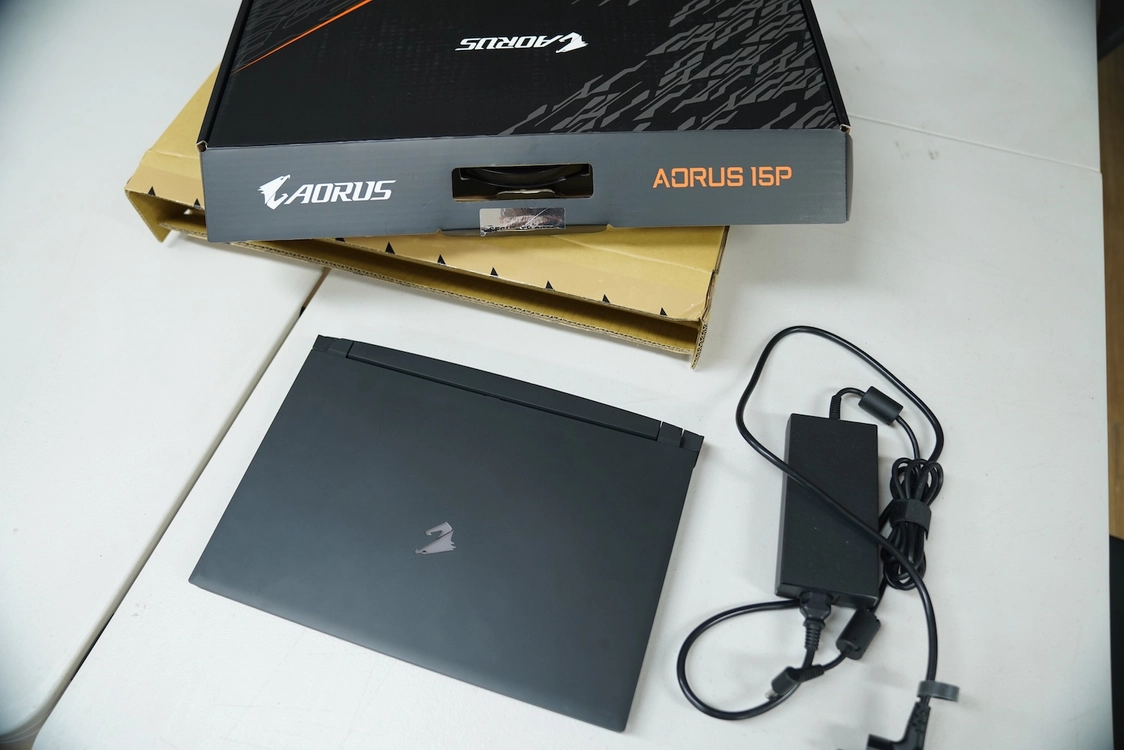 기가바이트 어로스 15P XD 게이밍 노트북 인텔 i7/16GB/512G/RTX3070/240Hz/300nit/IP 이미지