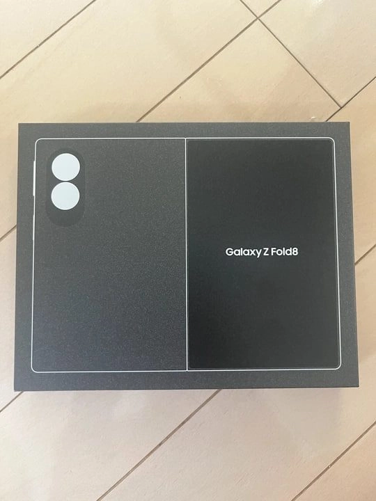 미개봉 갤럭시 Z 폴드8 512GB 자급제 그라파이트 - 안심되는 중고거래