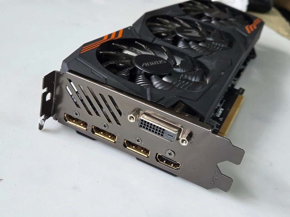기가바이트 Aorus GTX1060 6g 그래픽카드 이미지