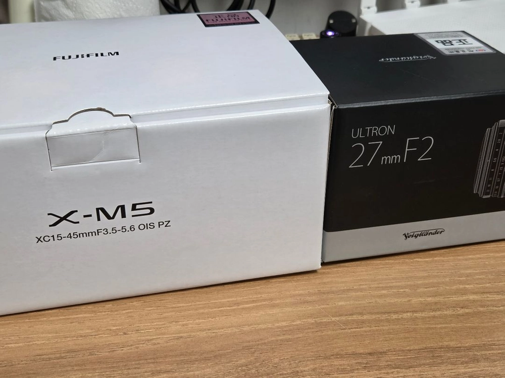 후지필름 X-M5 실버 + 보이그랜더 울트론 27mm F2 이미지