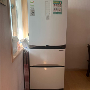 LG 디오스 김치톡톡 스탠드 김치냉장고 327L 이미지