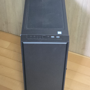 게이밍 컴퓨터 본체(i9 9900k,RTX2080Ti) 판매 이미지