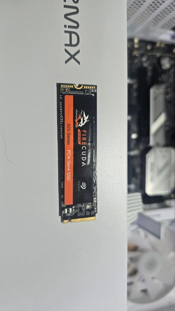 SSD 씨게이트 파이어쿠다 2TB Seagate FireCuda 520 M.2 NVMe 2TB 이미지