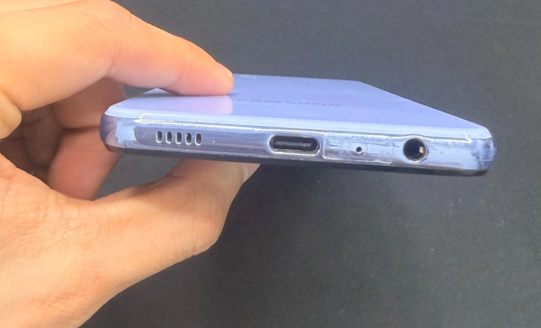자급제 A32 64GB 라벤더 [ S등급 ] 필름 및 충전기 구성 이미지