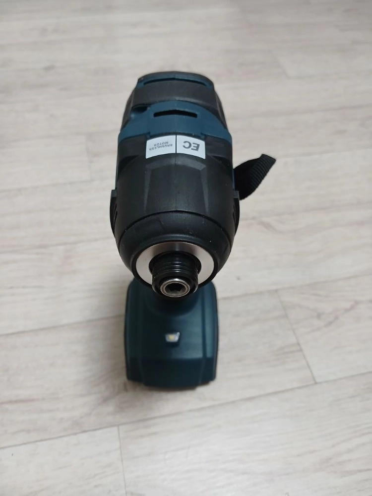 보쉬 GDR 18V-200 +GDR 18V-160 임팩드라이버 이미지