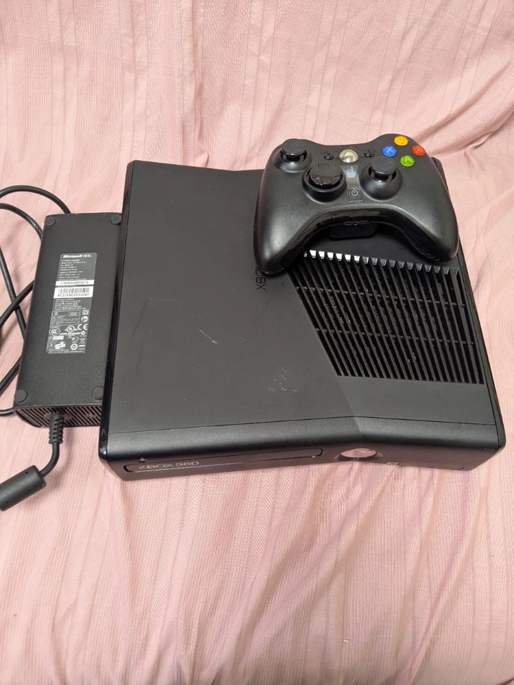 xbox360 s 500gb + 90 게임 - 안심되는 중고거래