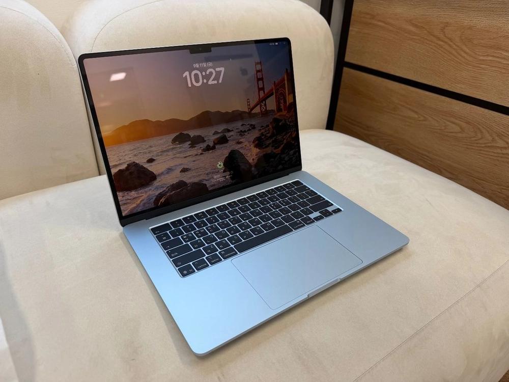 맥북에어 M5 15인치 16GB 1TB 스카이블루 | 배터리 100% | 새제품급 이미지