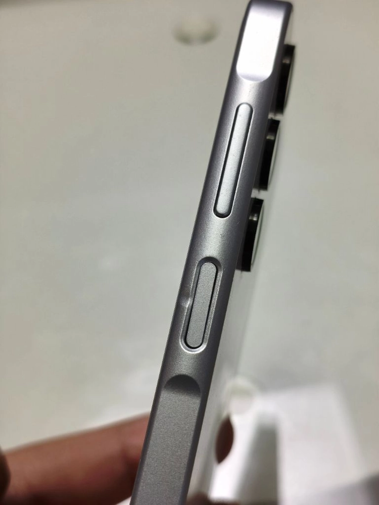 갤럭시 버디4 128gb 화이트 이미지