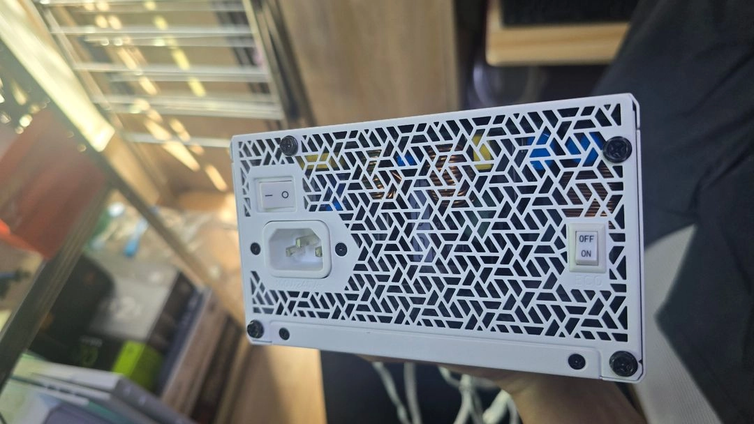 슈퍼플라워 SF-1200F14XP 80plus 플래티넘 파워 서플라이 이미지