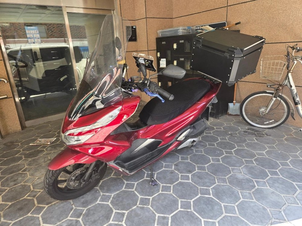 pcx125 19년식 65000km 묻따 이미지