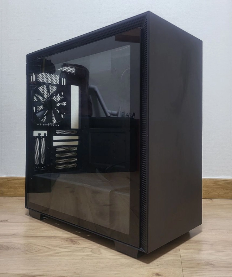 NZXT H710i (매트 블랙)고가 컴퓨터케이스 팝니다 이미지