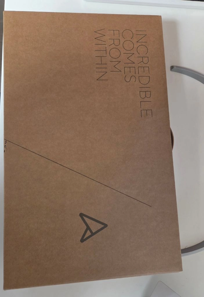 ASUS 젠북 S14 이미지