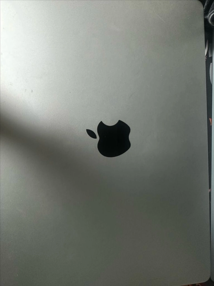 맥북 m3 pro 14인치 18gb 512gb 이미지