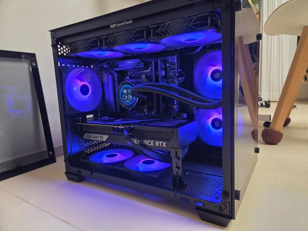 9800x3d, b850m wifi, rtx 5080 초고사양 본체 이미지
