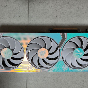 COLORFUL RTX 4070 Ti SUPER ULTRA OC 화이트 16GB 이미지