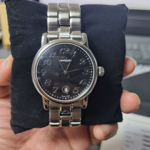 몽블랑 7072 마이스터스튁 40mm 스타 쿼츠 팝니다 이미지