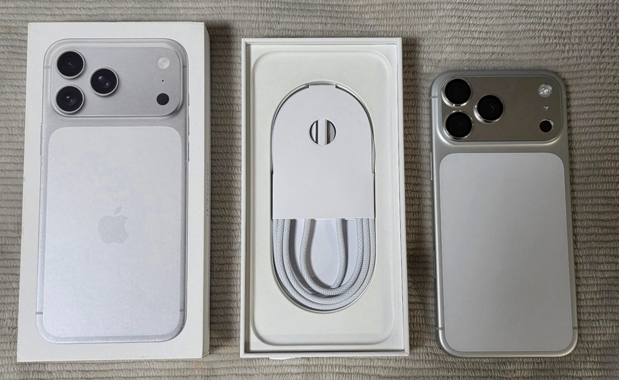 아이폰17프로맥스 256GB 실버 공기계 이미지