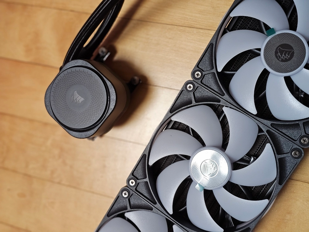 수냉 커세어 iCUE LINK TITAN 420 RX RGB (블랙) 이미지