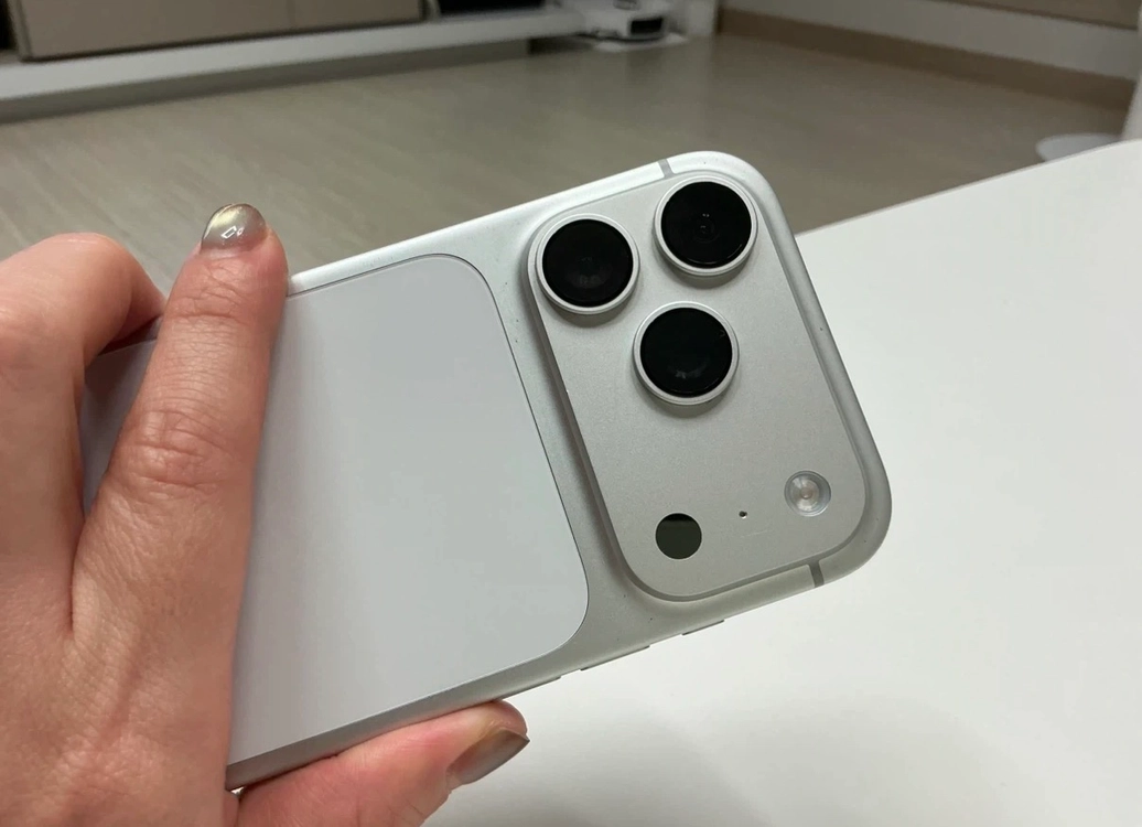 아이폰17pro 512GB 이미지