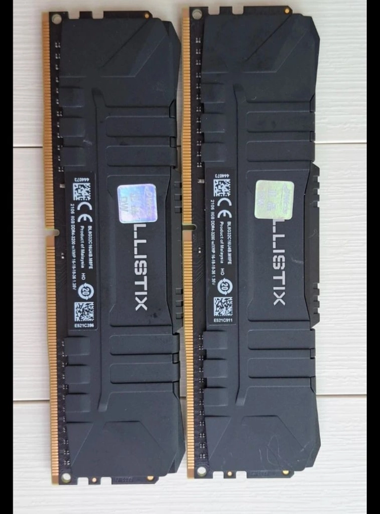 마이크론 DDR4 16GB (8GBx2) 3200MHz 이미지