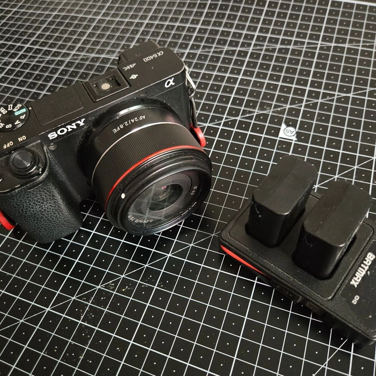 소니 a6400 미러리스 카메라 + 렌즈 - 안심되는 중고거래