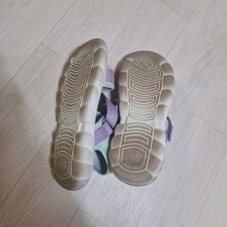 뉴발샌들210 아동샌들210 이미지
