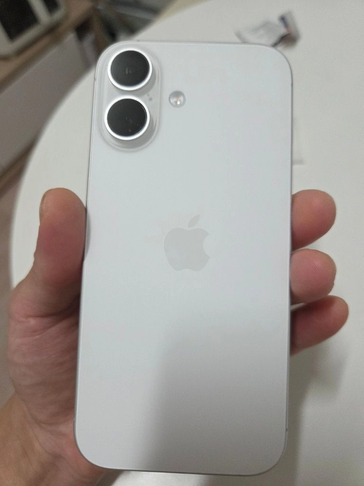 아이폰 17 화이트 512GB - 안심되는 중고거래