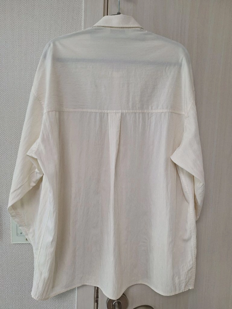 캐쥬얼 오버핏 셔츠 이미지